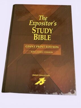 The Expositor’s Study Bible Giant print King James Version Jimmy Swaggart